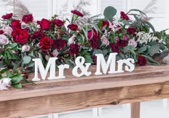 Dekorasjon "Mr & Mrs" - Hvit